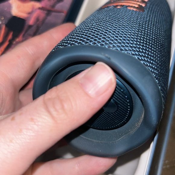 JBL Flip6 - Picture 7 of 7